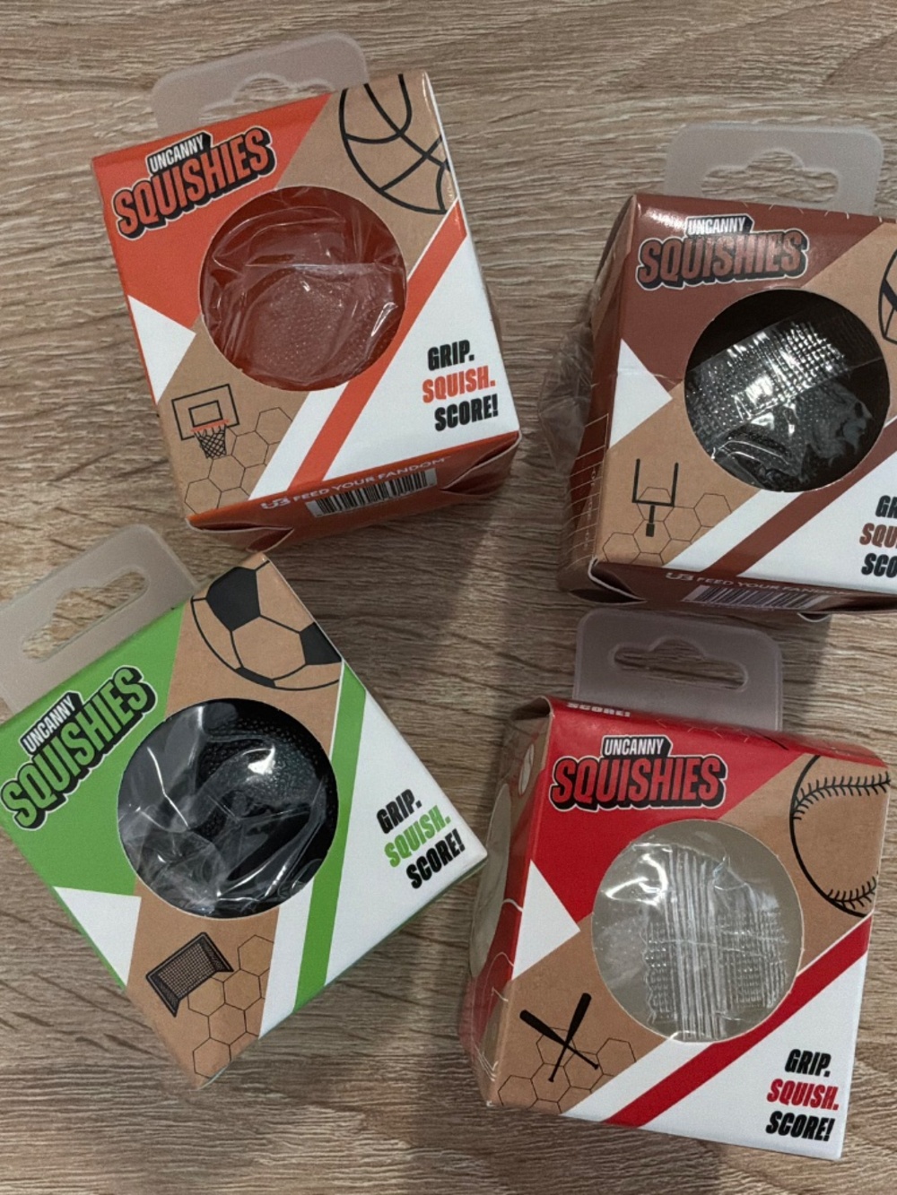 Mini baseball squishy - Picture 3 of 3